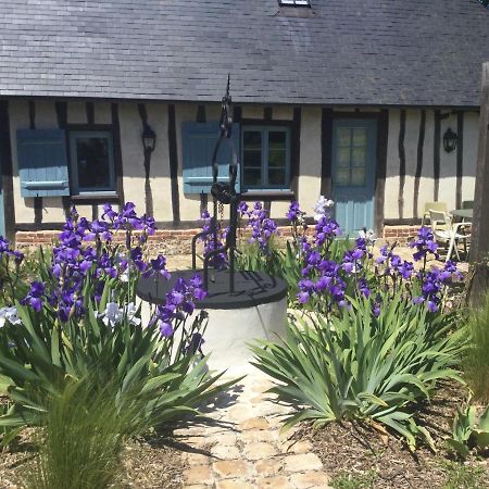 Le Clos-Masure De Beatrice Montreuil-en-Caux Exterior foto
